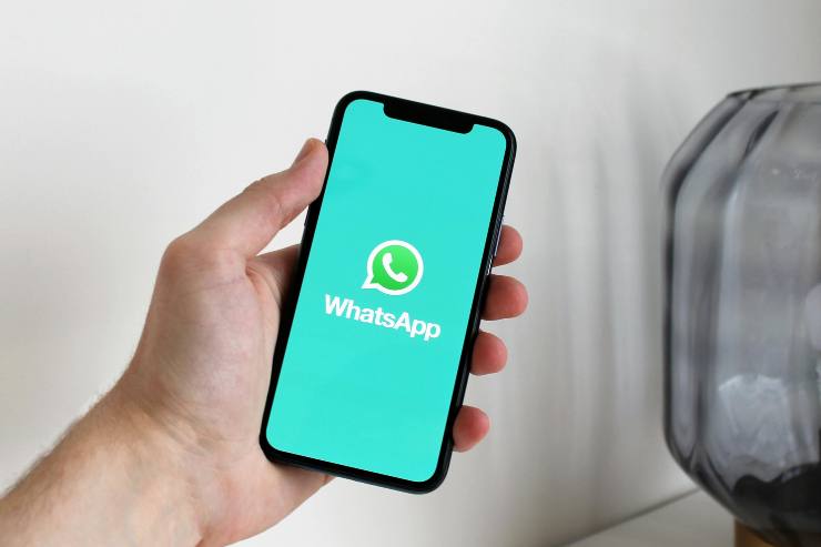 WhatsApp spuntano due funzioni segrete cosa succede